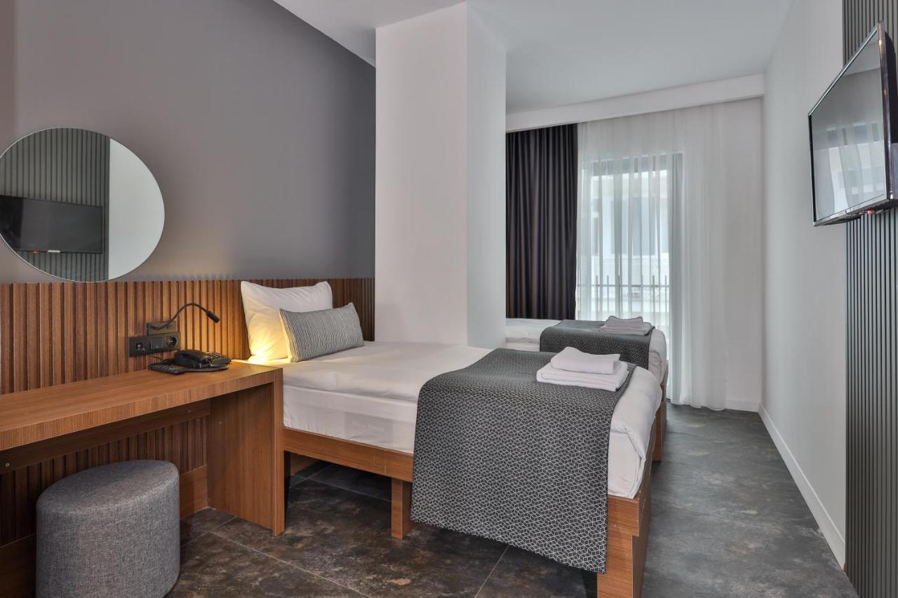 Wolf Of The City Hotel & Spa Antalya Bagian luar foto