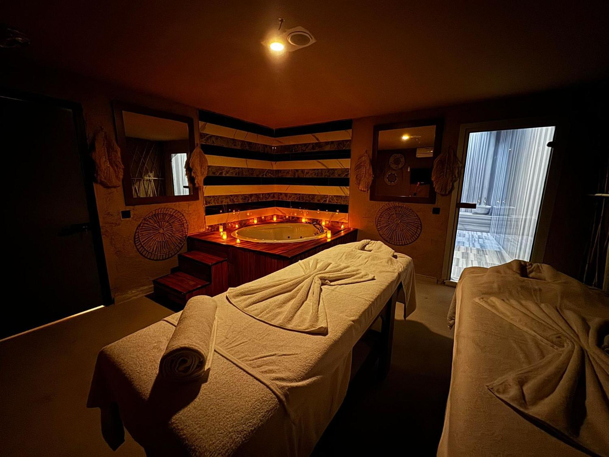 Wolf Of The City Hotel & Spa Antalya Bagian luar foto