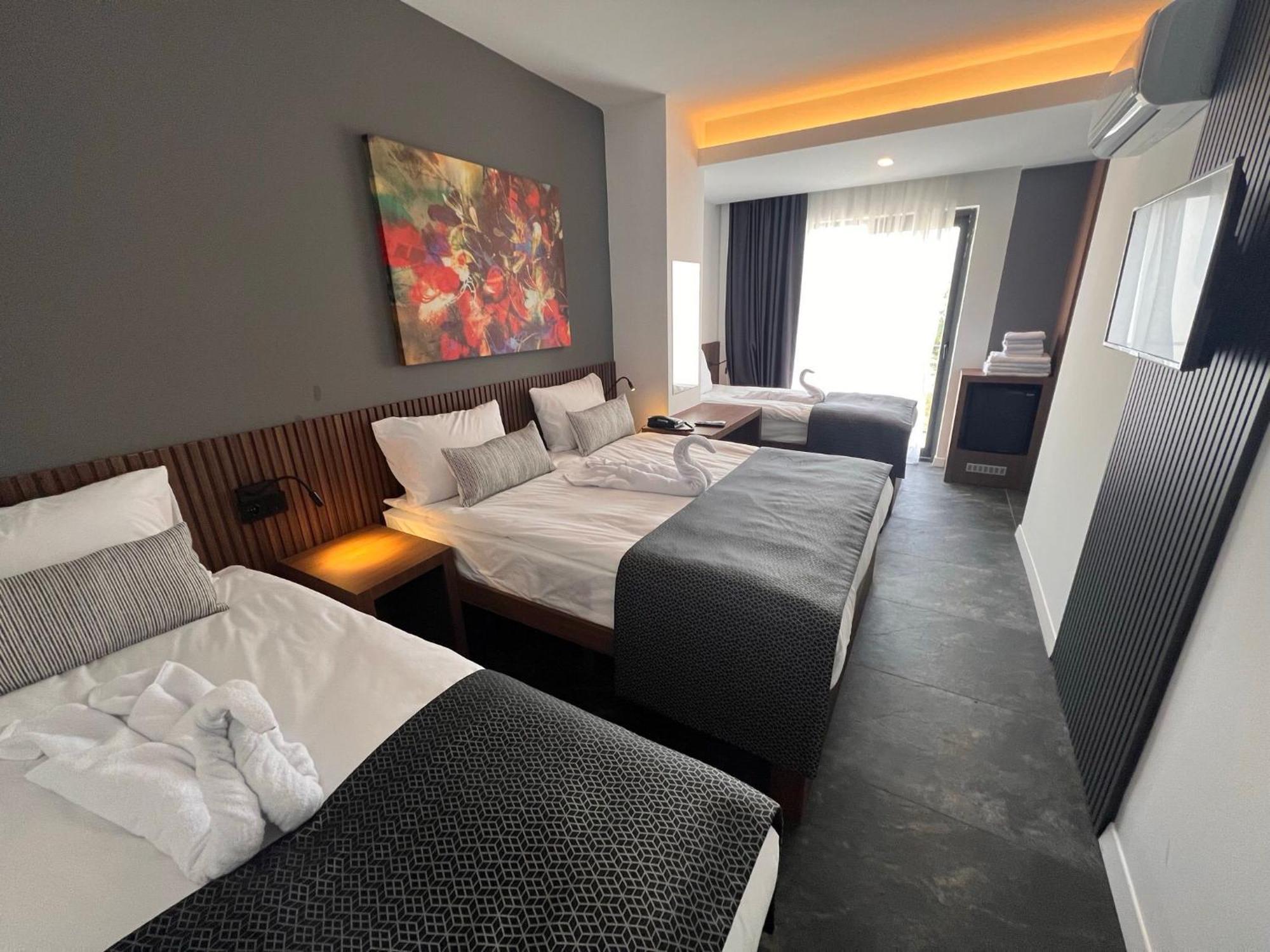 Wolf Of The City Hotel & Spa Antalya Bagian luar foto